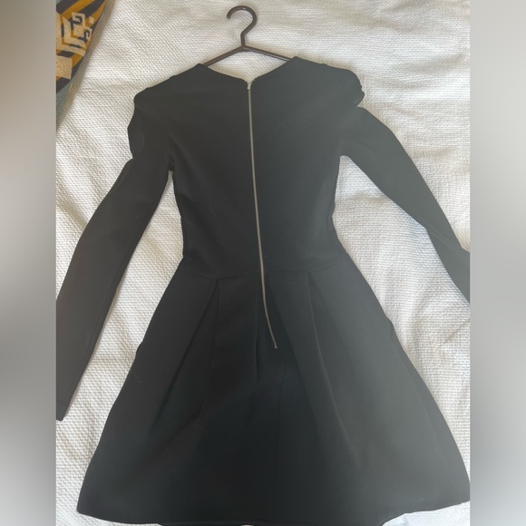 ARITZIA Fit and Flare black dress Size XXS long sleeve - Picture 5 of 5